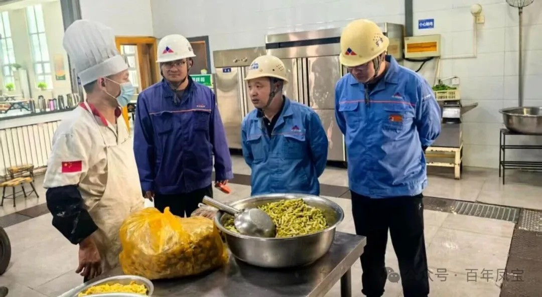 星空xingkong（中国）集团工会开展“双节”食堂安全检查暨老干部慰问活动